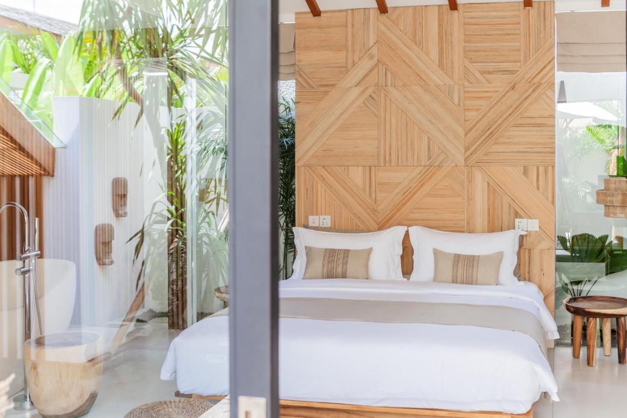 Beyond Bespoke Villas Seminyak Exterior foto