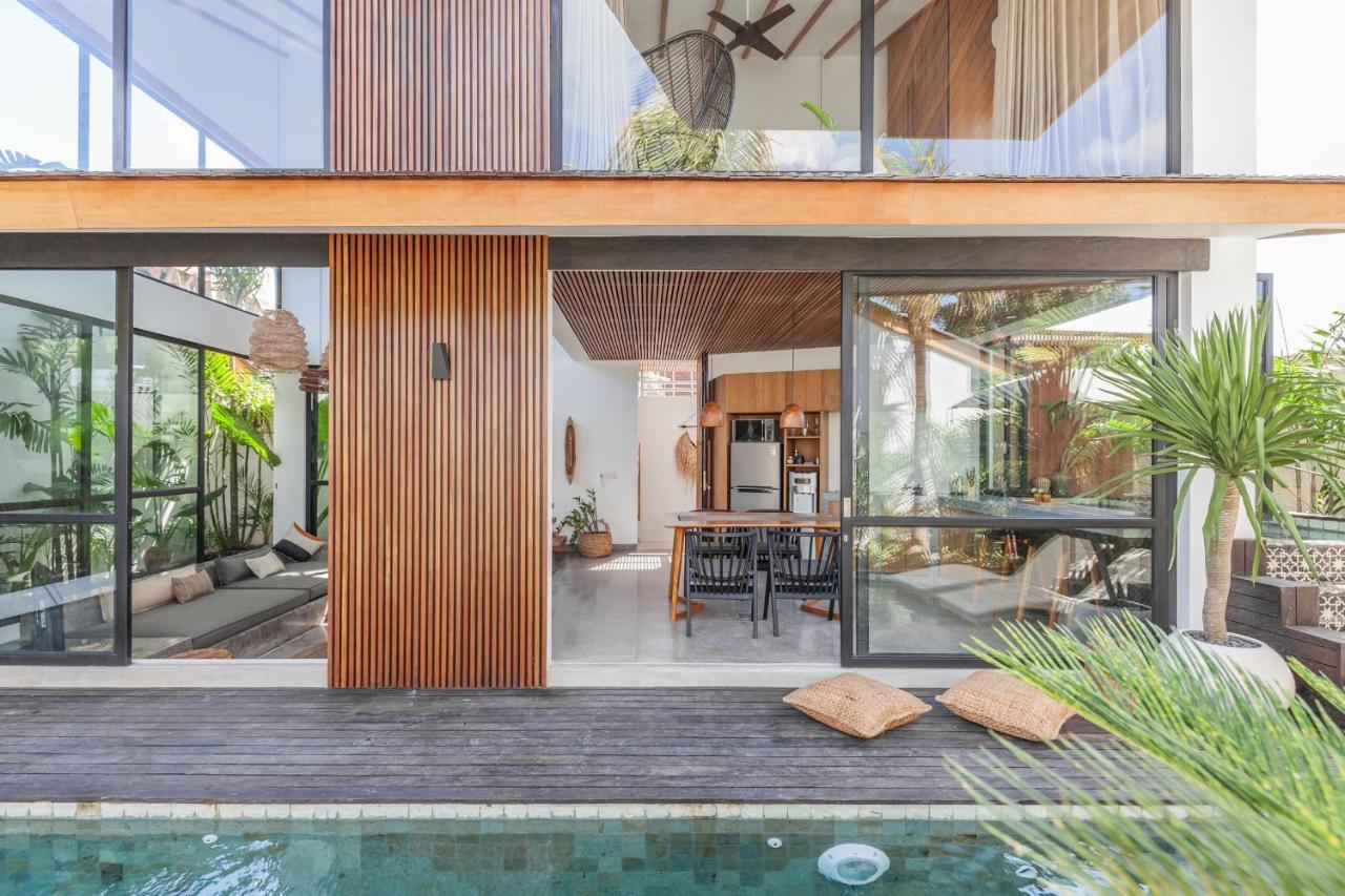 Beyond Bespoke Villas Seminyak Exterior foto