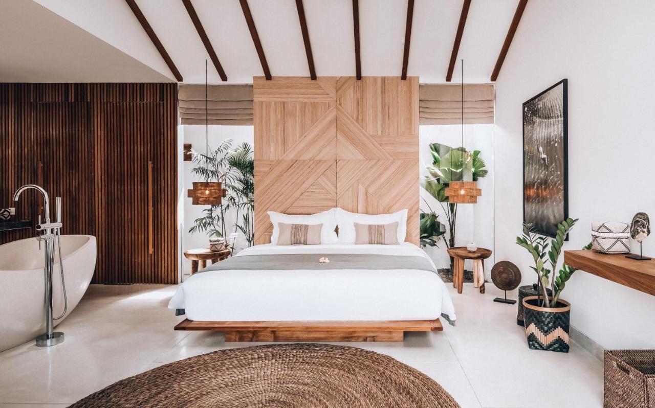 Beyond Bespoke Villas Seminyak Exterior foto