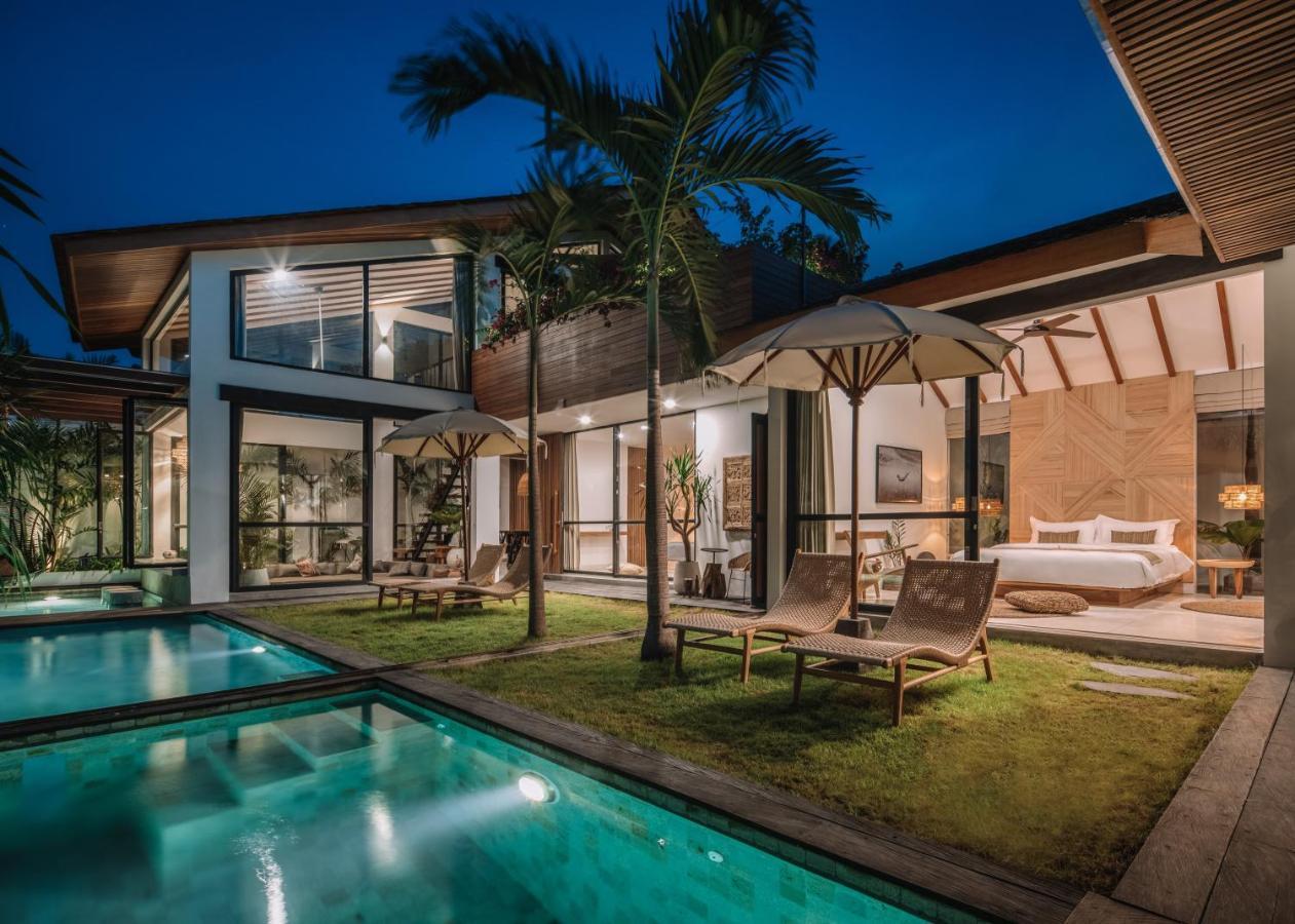 Beyond Bespoke Villas Seminyak Exterior foto