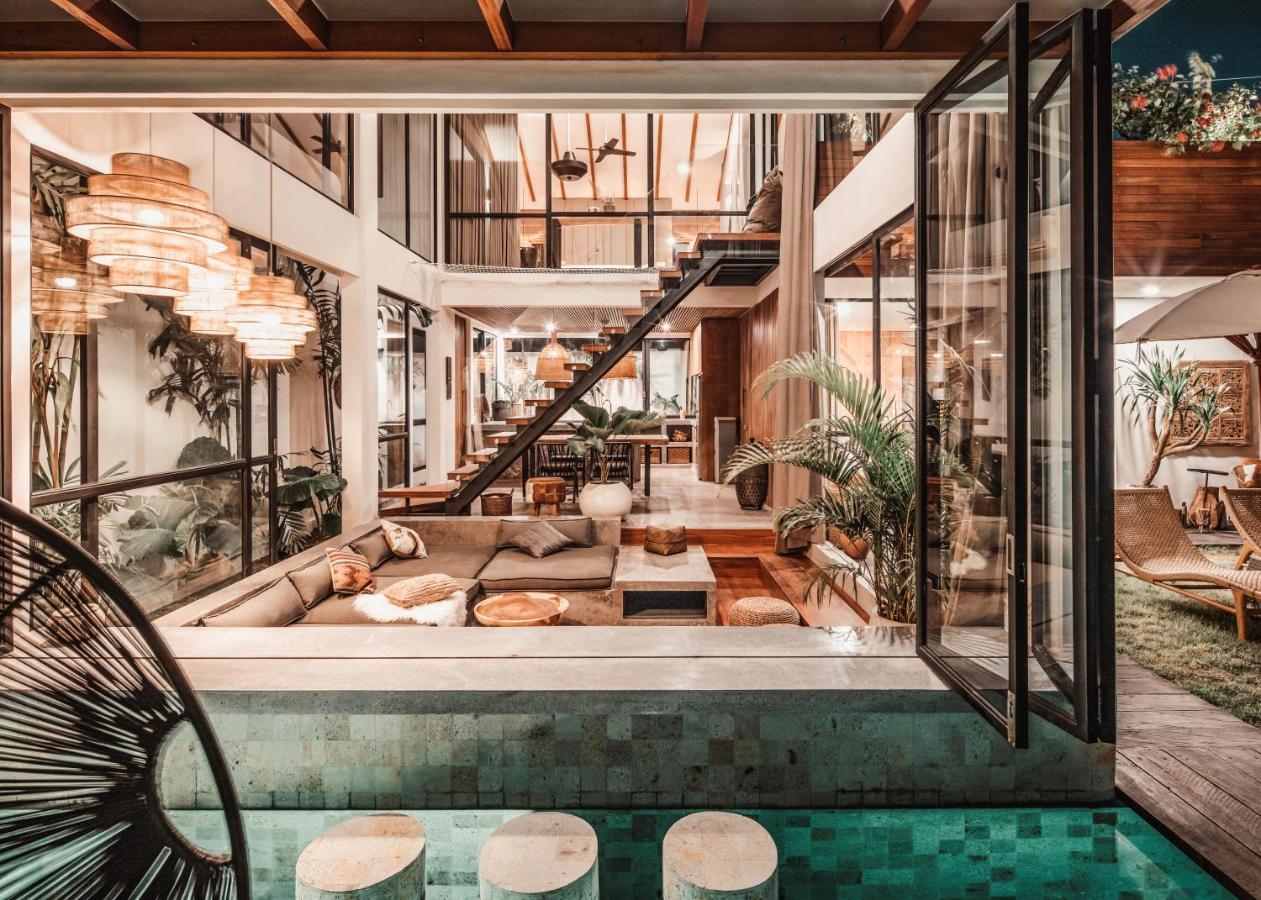 Beyond Bespoke Villas Seminyak Exterior foto